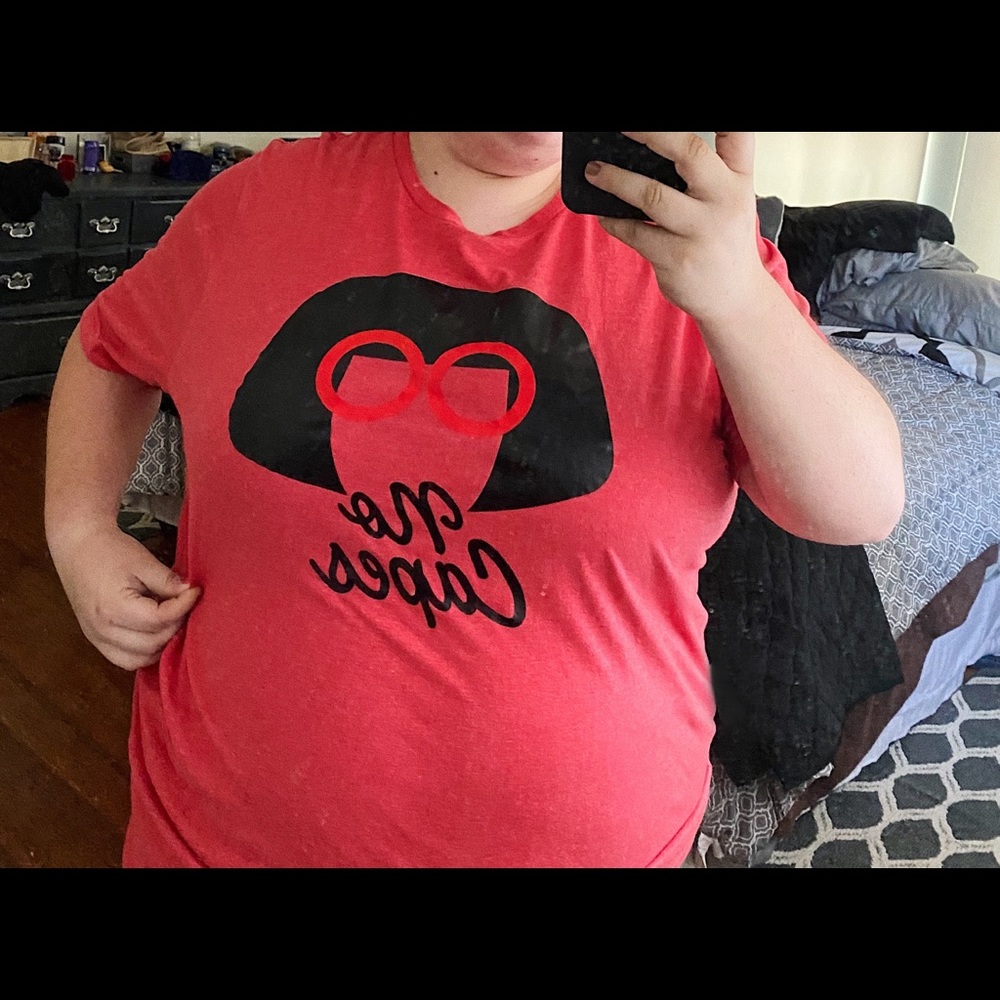Disney Edna Mode No Capes tshirt size 3xl soft red